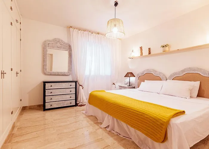 Elviria アパート